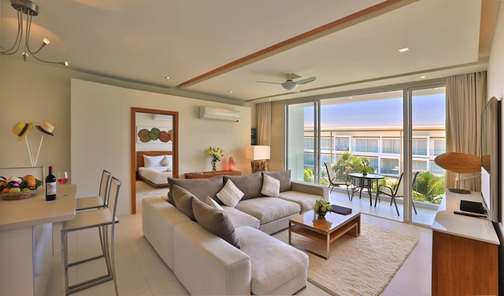 Chi Samui Resort — Hotel rooms in Bo Phut, Surat Thani