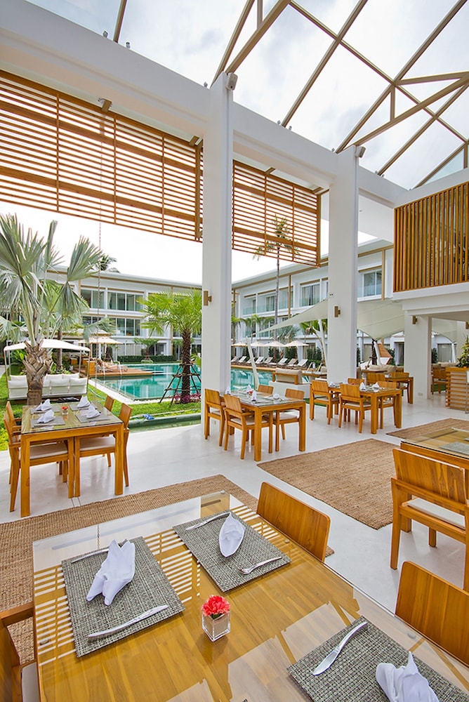 Chi Samui Resort — Restaurant & bars in Bo Phut, Surat Thani