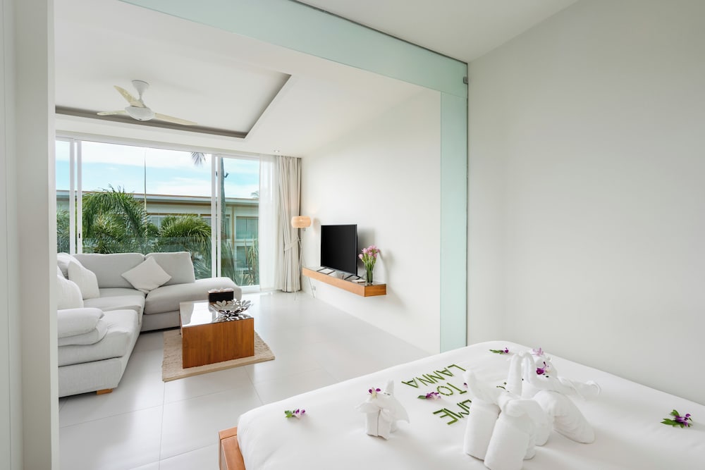 Chi Samui Resort — Hotel rooms in Bo Phut, Surat Thani