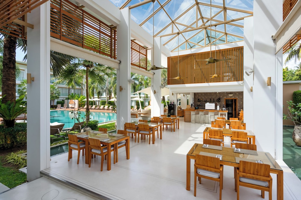 Chi Samui Resort — Restaurant & bars in Bo Phut, Surat Thani