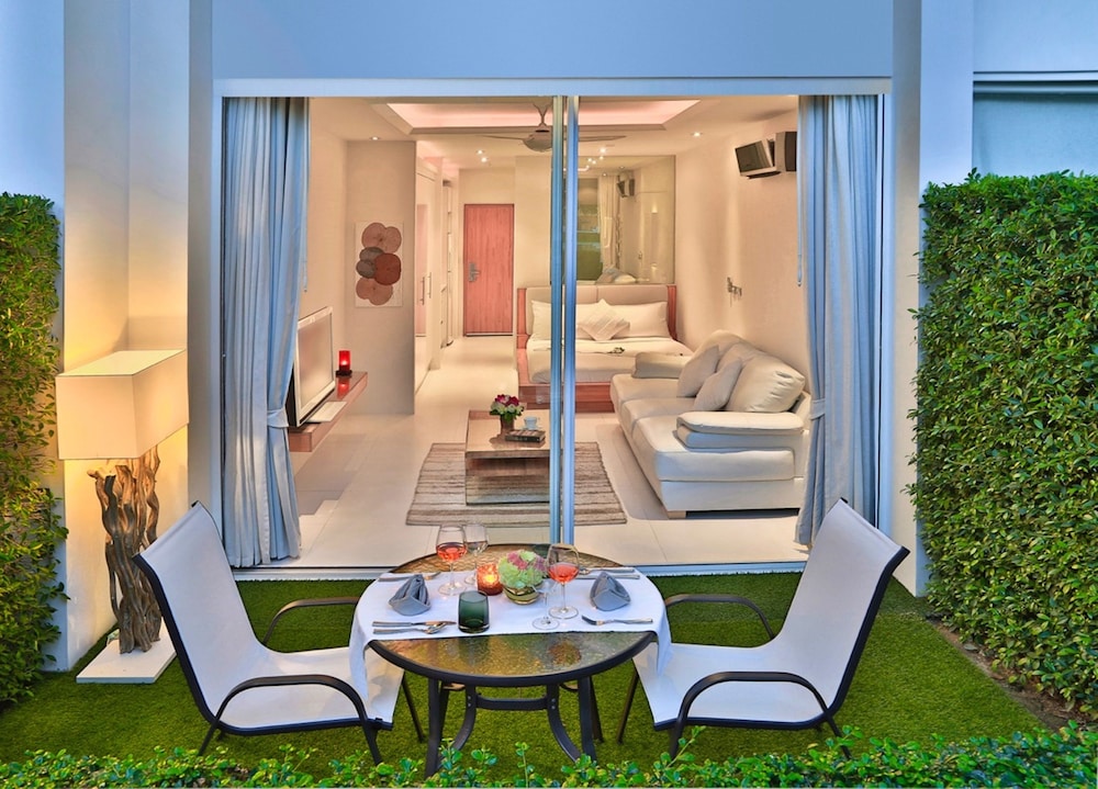 Chi Samui Resort — Hotel rooms in Bo Phut, Surat Thani