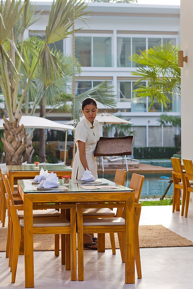 Chi Samui Resort — Restaurant & bars in Bo Phut, Surat Thani