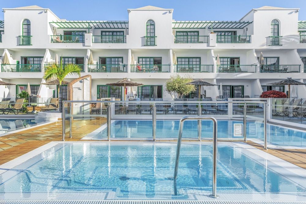 Club Del Carmen image