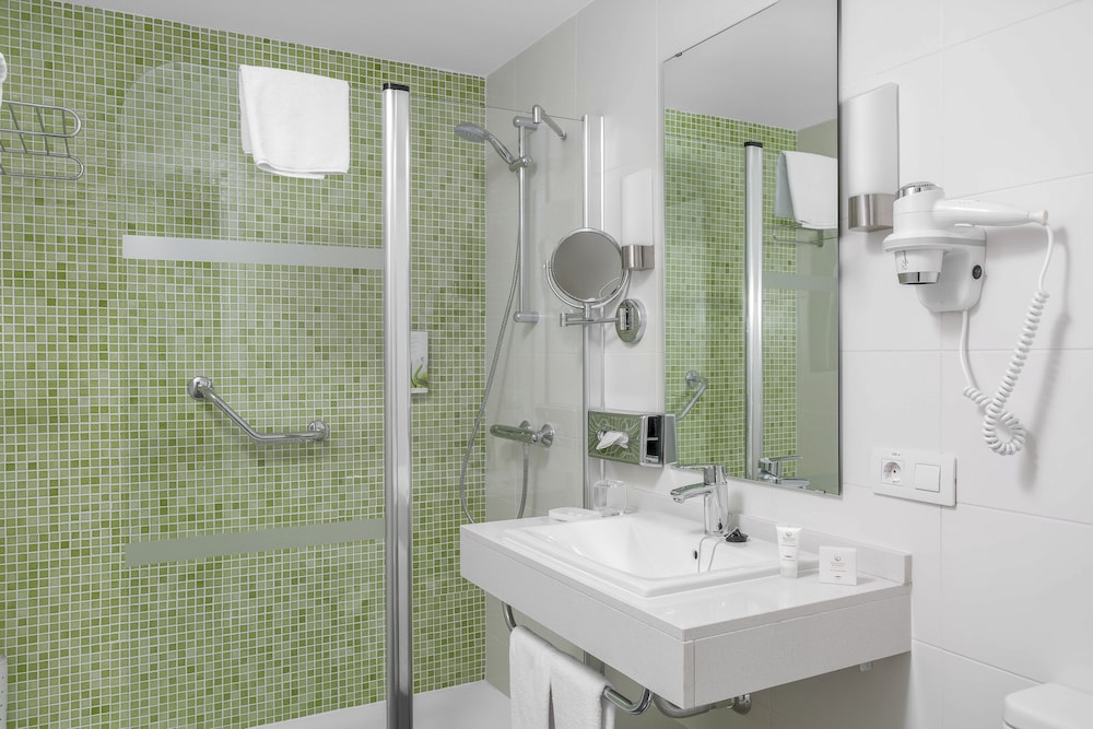 Club Del Carmen — Hotel rooms in Puerto del Carmen, Canary Islands