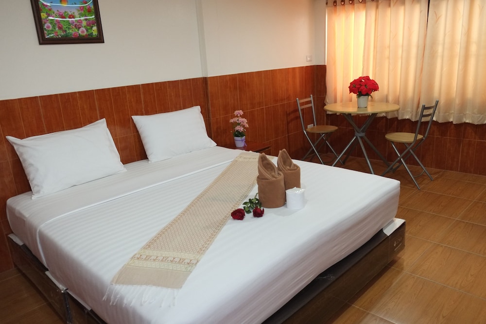 The Siam Guest House — Hotel rooms in Pattaya, Chonburi