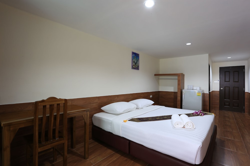 The Siam Guest House — Hotel rooms in Pattaya, Chonburi