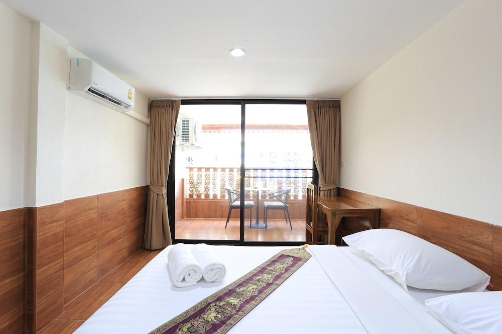 The Siam Guest House — Hotel rooms in Pattaya, Chonburi