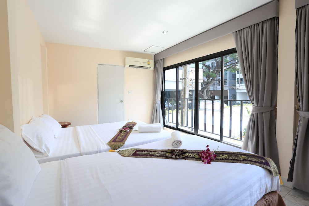 The Siam Guest House — Hotel rooms in Pattaya, Chonburi