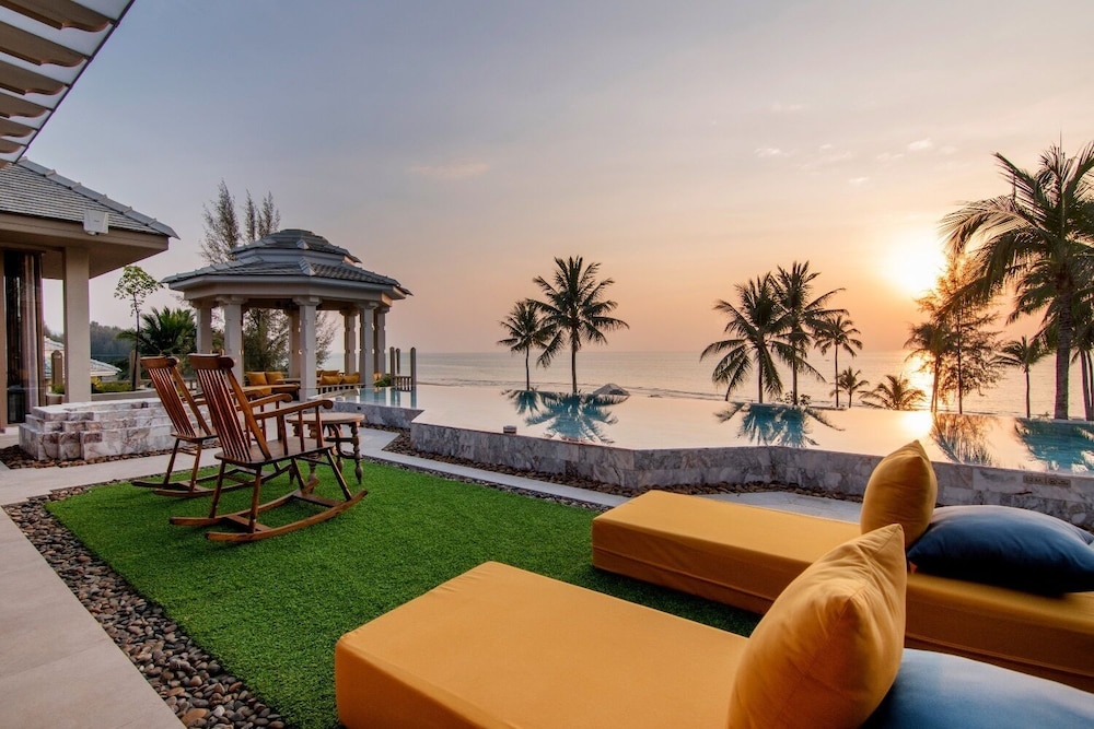Devasom Khao Lak Beach Resort & Villas — Swimming pool in Khao Lak, Phang Nga