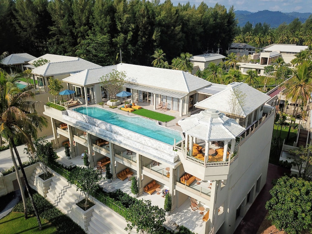 Devasom Khao Lak Beach Resort & Villas — Hotel building in Khao Lak, Phang Nga