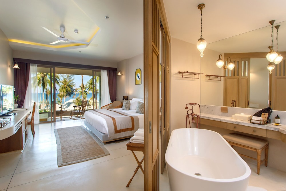 Devasom Khao Lak Beach Resort & Villas — Hotel rooms in Khao Lak, Phang Nga