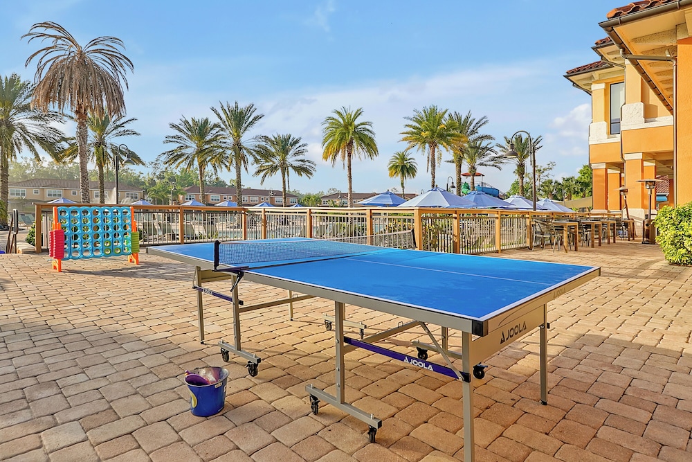Regal Oaks Resort Vacation Townhomes by IDILIQ — Sports & recreation in Kissimmee, Florida