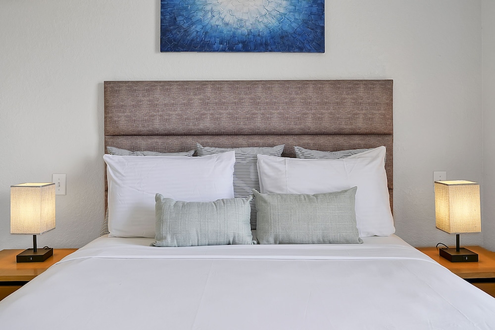Regal Oaks Resort Vacation Townhomes by IDILIQ — Hotel rooms in Kissimmee, Florida