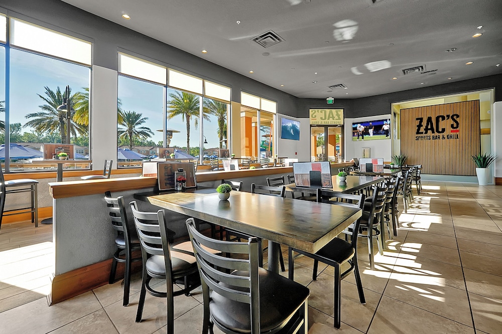 Regal Oaks Resort Vacation Townhomes by IDILIQ — Restaurant & bars in Kissimmee, Florida
