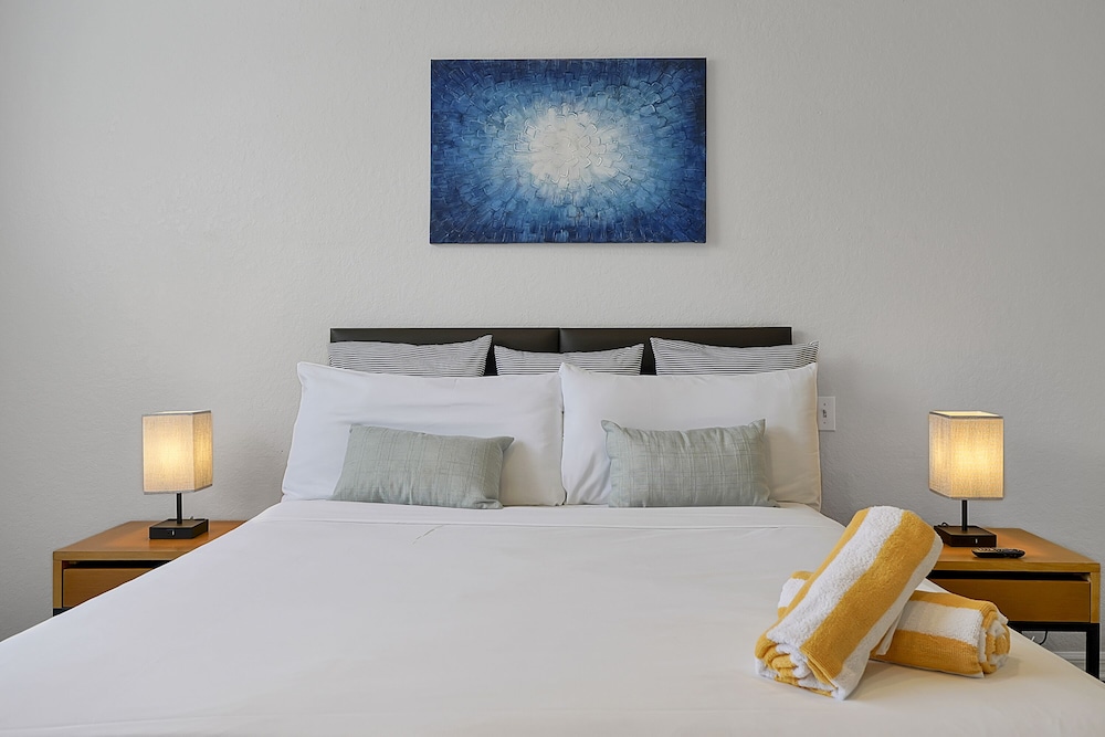 Regal Oaks Resort Vacation Townhomes by IDILIQ — Hotel rooms in Kissimmee, Florida