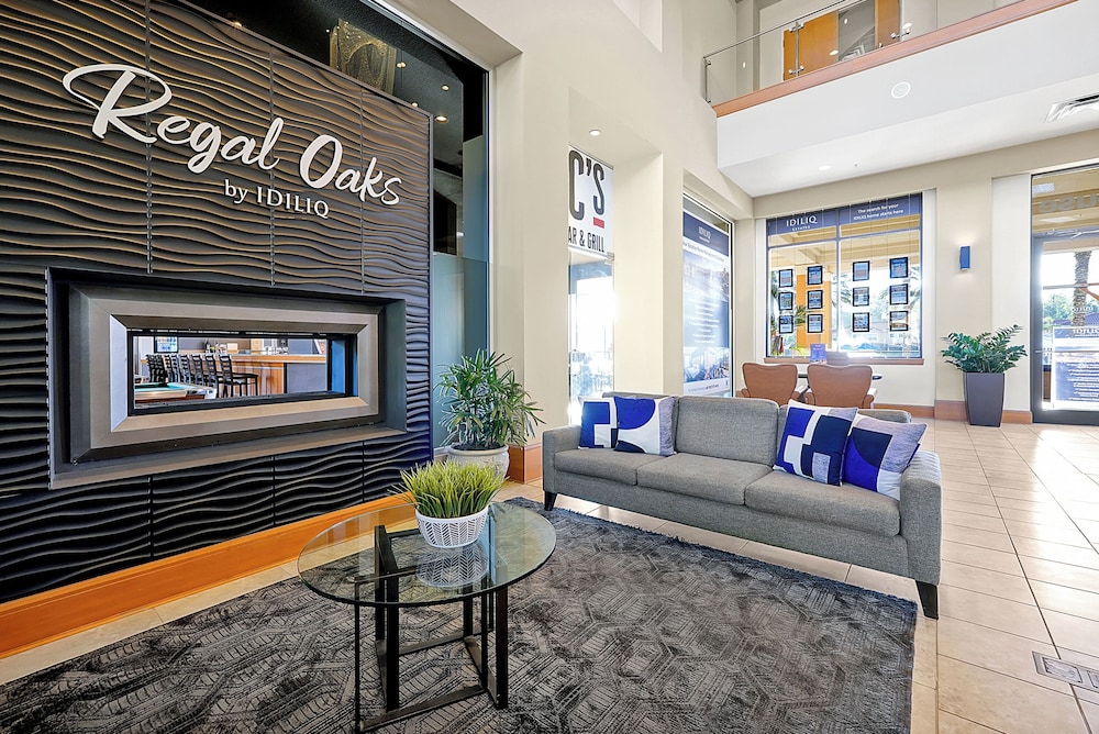 Regal Oaks Resort Vacation Townhomes by IDILIQ — Restaurant & bars in Kissimmee, Florida