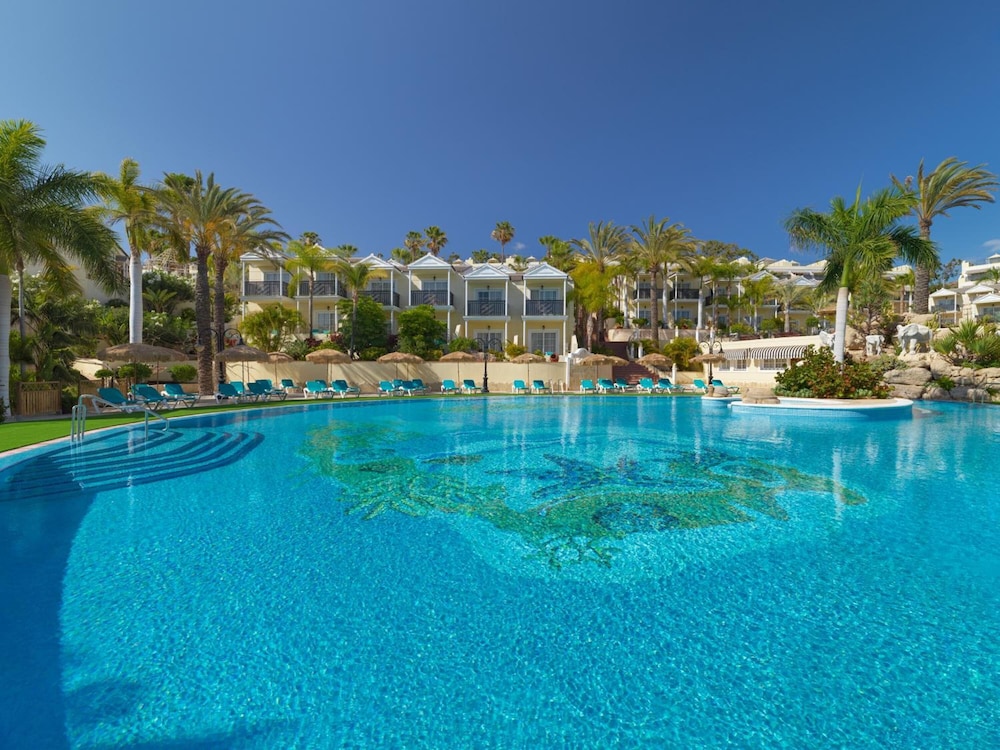 Gran Oasis Resort — Main photo in Playa de las Americas, Canary Islands