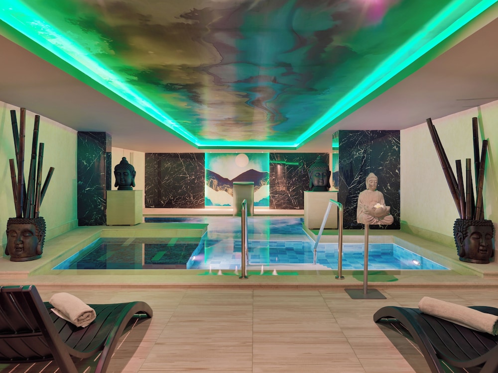 Gran Oasis Resort — Spa in Playa de las Americas, Canary Islands