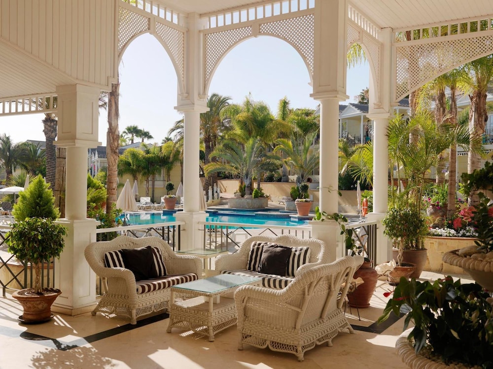 Gran Oasis Resort — Swimming pool in Playa de las Americas, Canary Islands