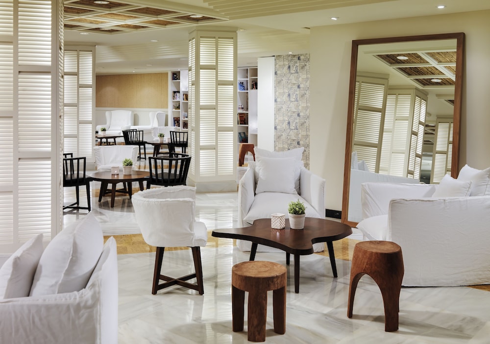 Boutique Hotel H10 Blue Mar - Adults Only — Restaurant & bars in Andratx, Balearic Islands