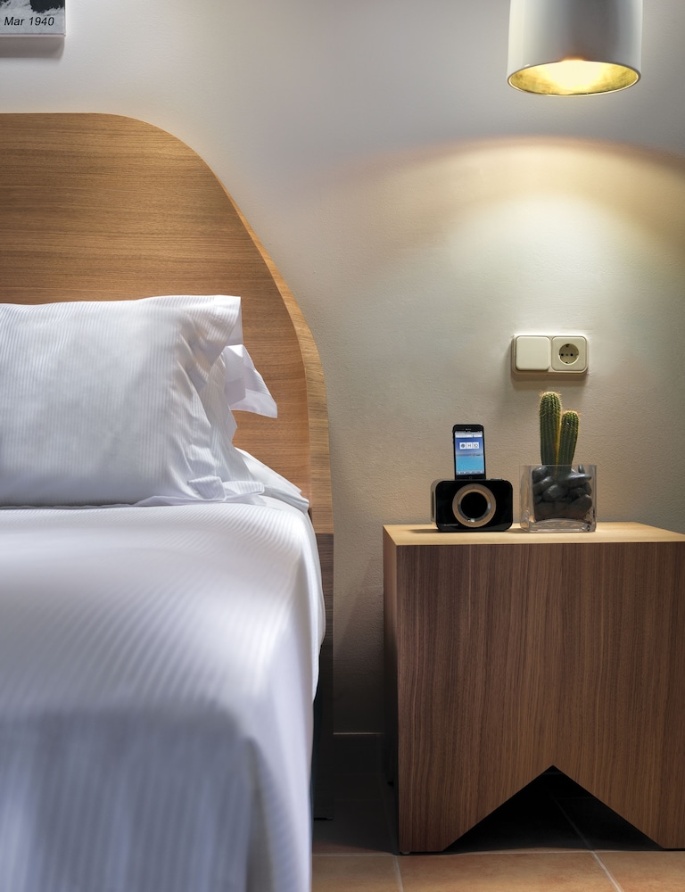 Boutique Hotel H10 Blue Mar - Adults Only — Hotel rooms in Andratx, Balearic Islands
