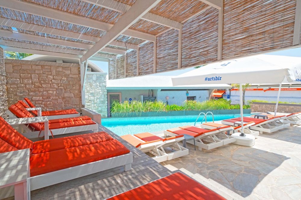 Myella Boutique Hotel — Swimming pool in Bodrum, Mugla