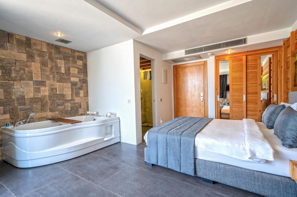 Myella Boutique Hotel — Hotel rooms in Bodrum, Mugla