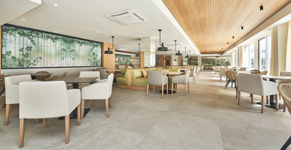 Hoposa Hotel & Apartments Villaconcha — Restaurant & bars in Puerto Pollensa, Balearic Islands