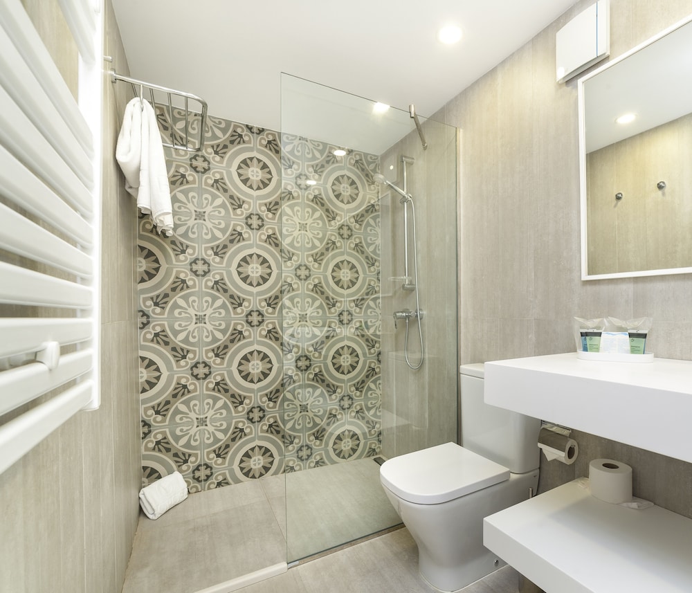 Hoposa Hotel & Apartments Villaconcha — Hotel rooms in Puerto Pollensa, Balearic Islands