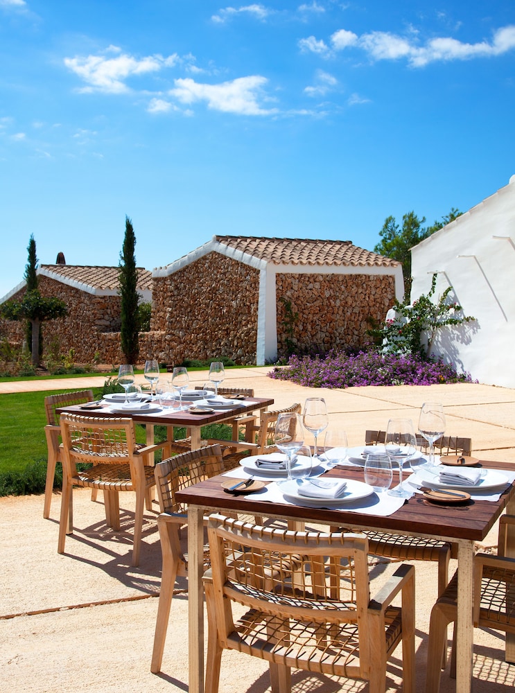 Torralbenc, a Small Luxury Hotel of the World — Restaurant & bars in Cala'n Porter, Balearic Islands