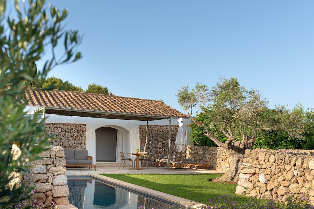 Torralbenc, a Small Luxury Hotel of the World — Hotel building in Cala'n Porter, Balearic Islands