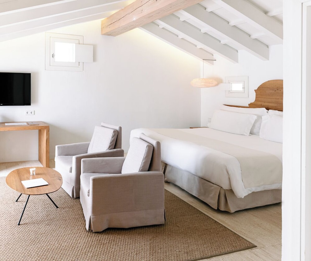 Torralbenc, a Small Luxury Hotel of the World — Hotel rooms in Cala'n Porter, Balearic Islands