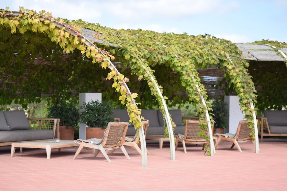 Torralbenc, a Small Luxury Hotel of the World — Restaurant & bars in Cala'n Porter, Balearic Islands