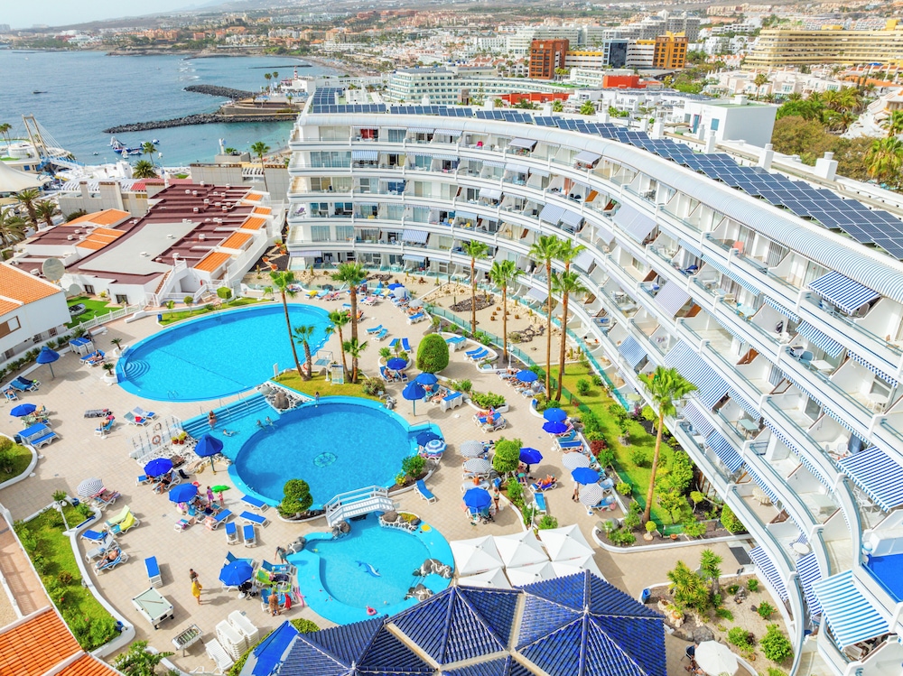 Hovima Atlantis — Swimming pool in Costa Adeje, Canary Islands