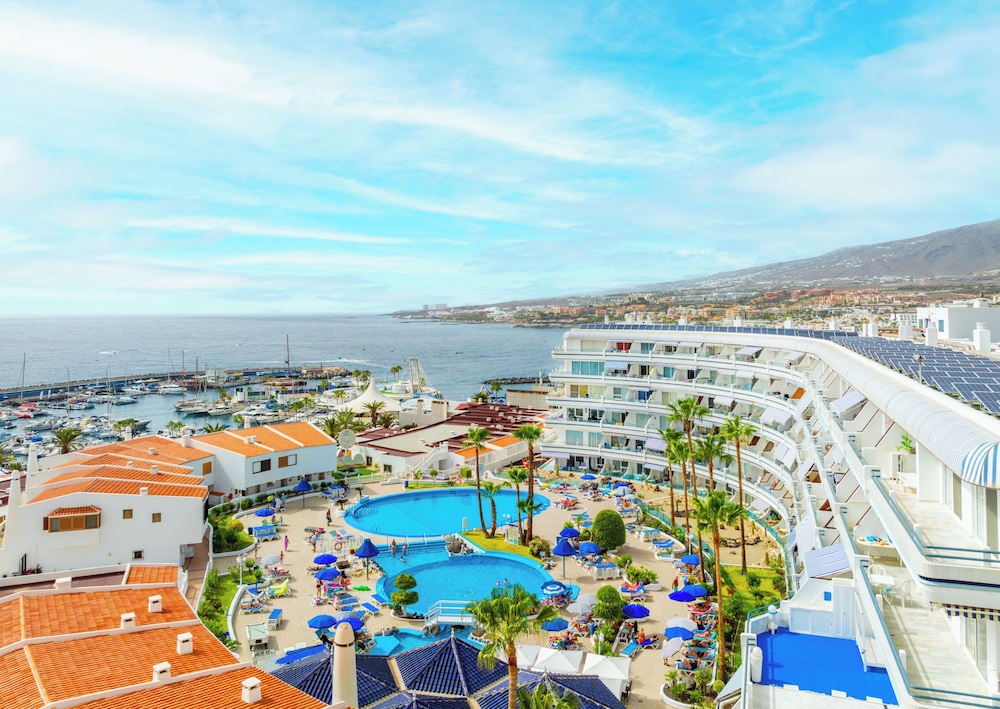 Hovima Atlantis — Swimming pool in Costa Adeje, Canary Islands