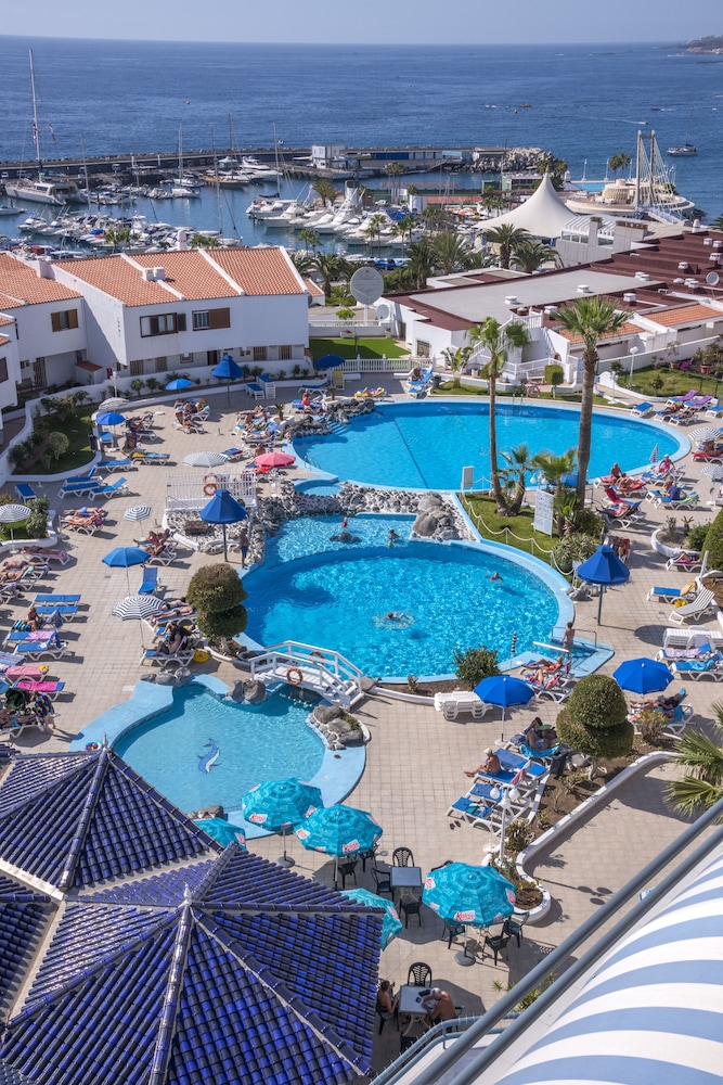 Hovima Atlantis — Swimming pool in Costa Adeje, Canary Islands