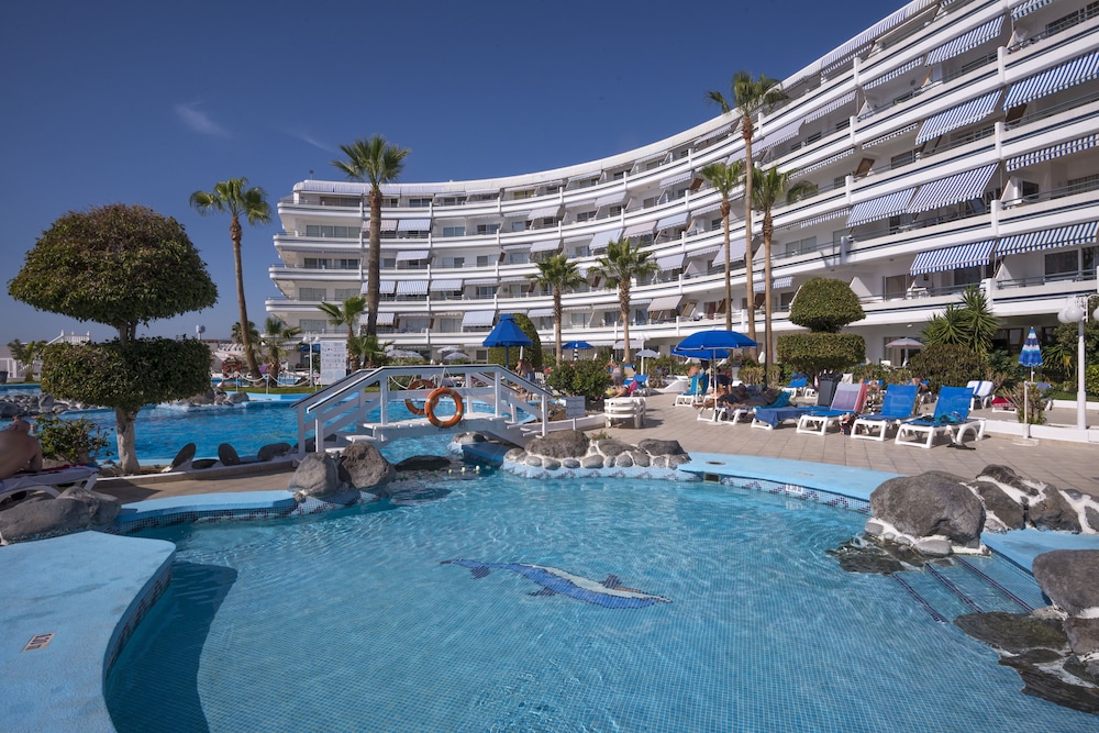 Hovima Atlantis — Swimming pool in Costa Adeje, Canary Islands