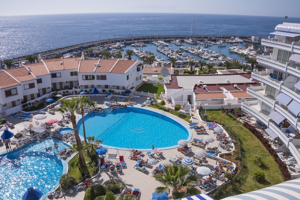 Hovima Atlantis — Swimming pool in Costa Adeje, Canary Islands