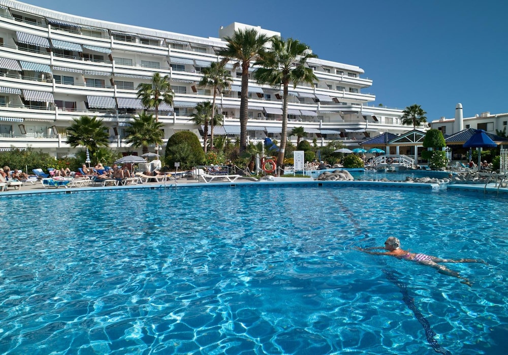 Hovima Atlantis — Swimming pool in Costa Adeje, Canary Islands