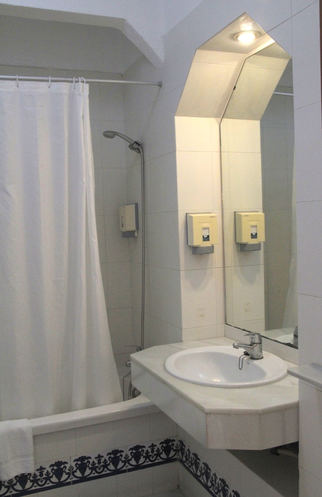 Hovima Atlantis — Hotel rooms in Costa Adeje, Canary Islands