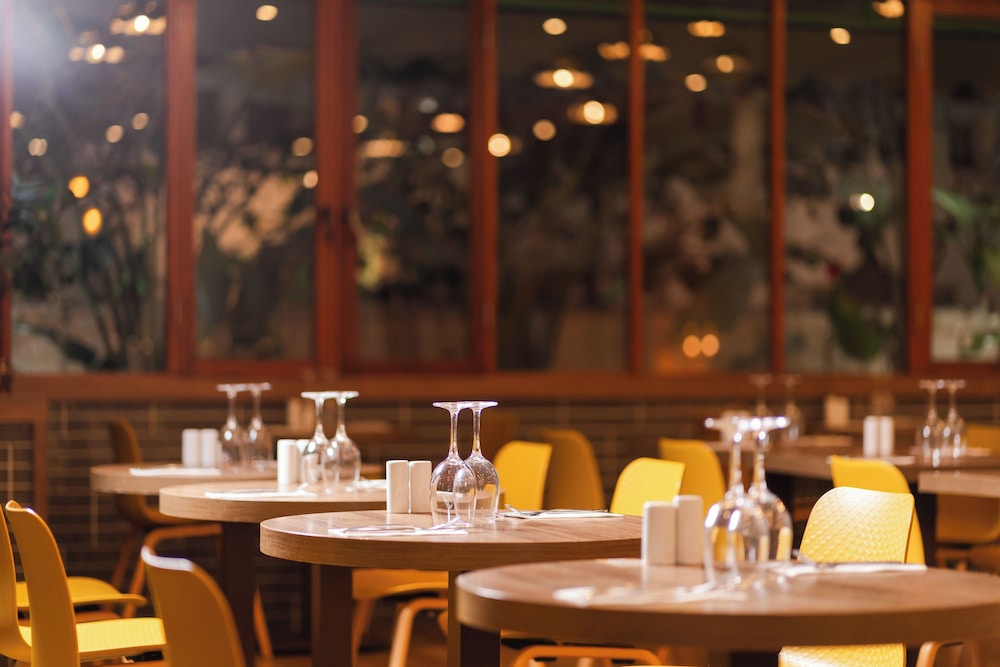 Hovima Panorama — Restaurant & bars in Costa Adeje, Canary Islands