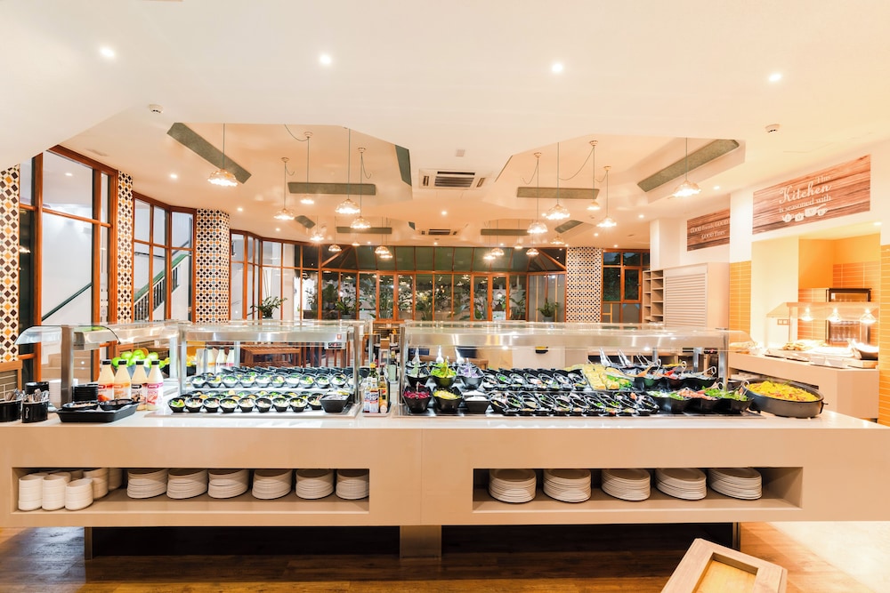 Hovima Panorama — Restaurant & bars in Costa Adeje, Canary Islands