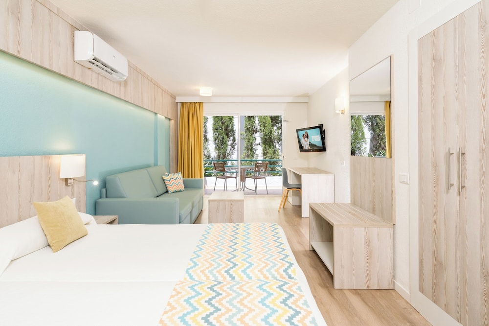 Hovima Panorama — Hotel rooms in Costa Adeje, Canary Islands