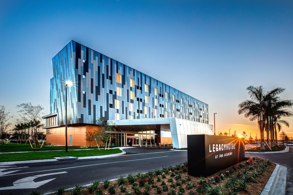 Legacy Hotel at IMG Academy — Hotel building in Bradenton, Florida