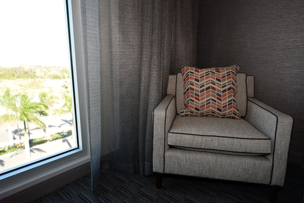 Legacy Hotel at IMG Academy — Hotel rooms in Bradenton, Florida