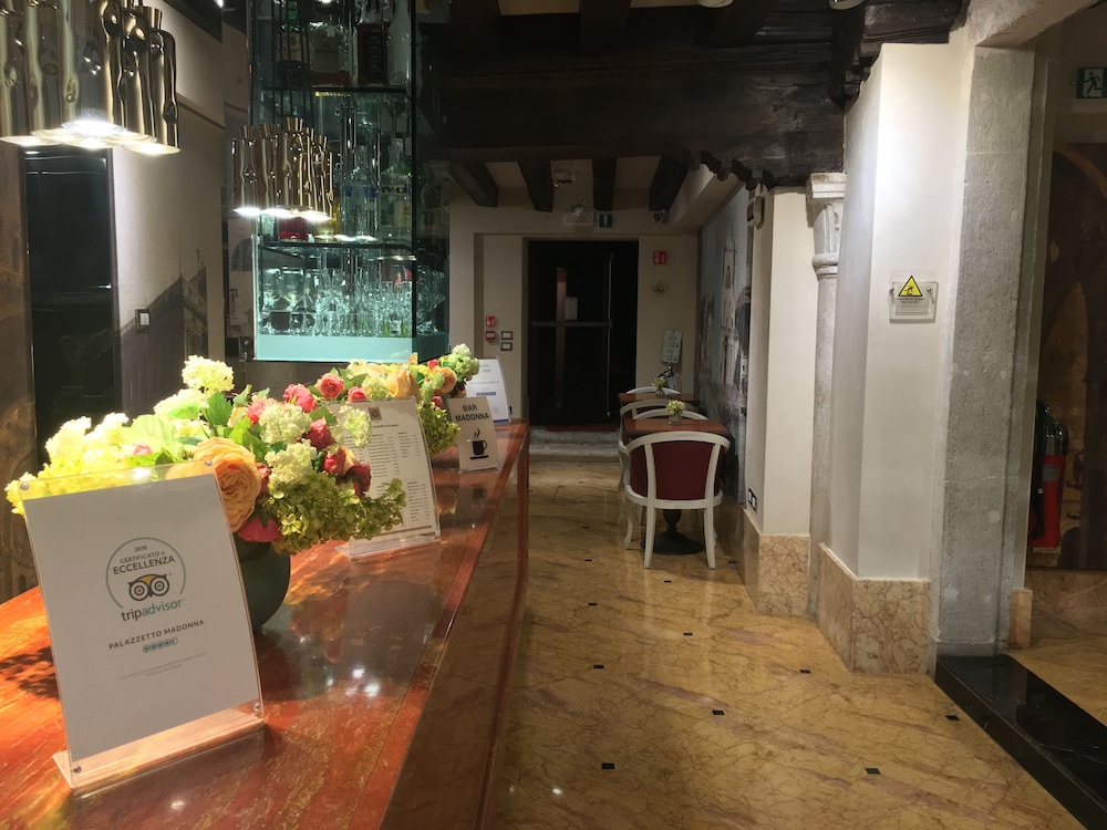 Hotel Palazzetto Madonna — Restaurant & bars in Venice, Veneto