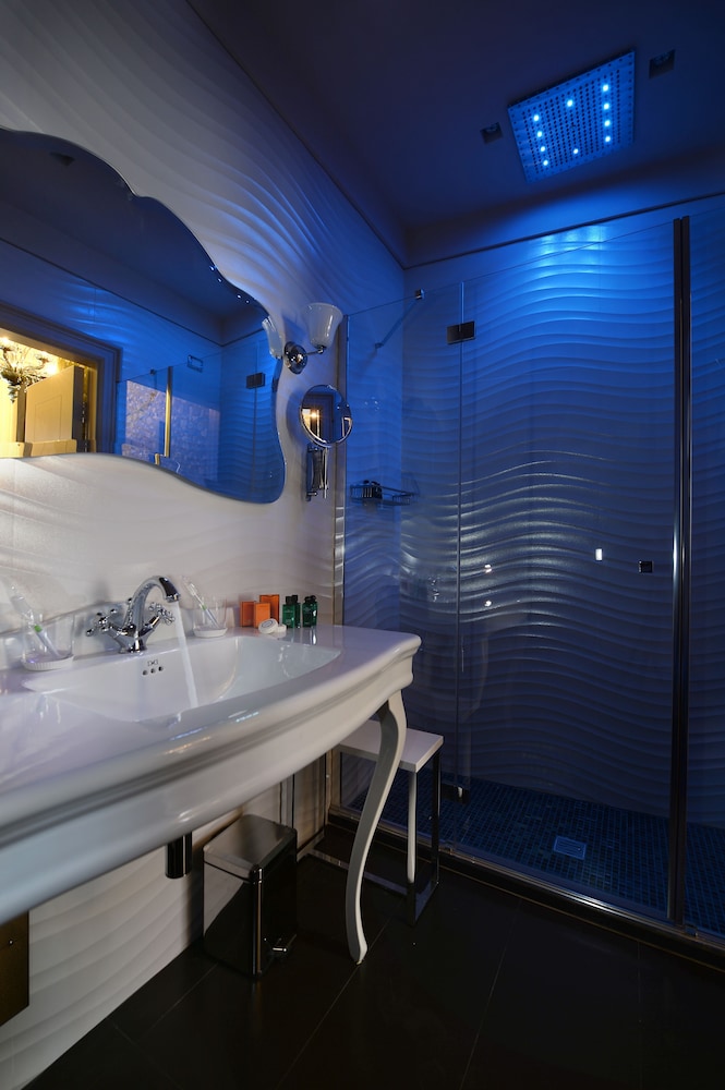 Hotel Palazzetto Madonna — Hotel rooms in Venice, Veneto