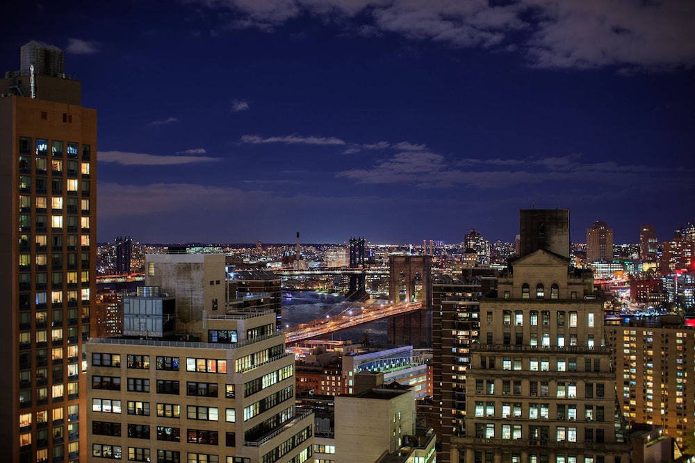 Moxy NYC Downtown — Attractions in the area in New York City, New York State