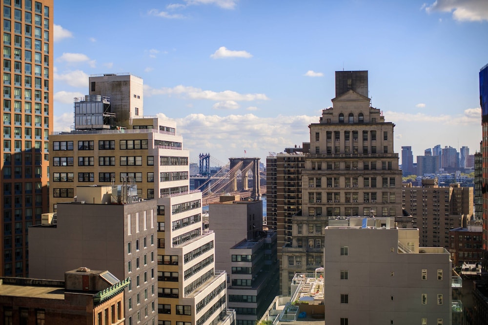 Moxy NYC Downtown — Attractions in the area in New York City, New York State