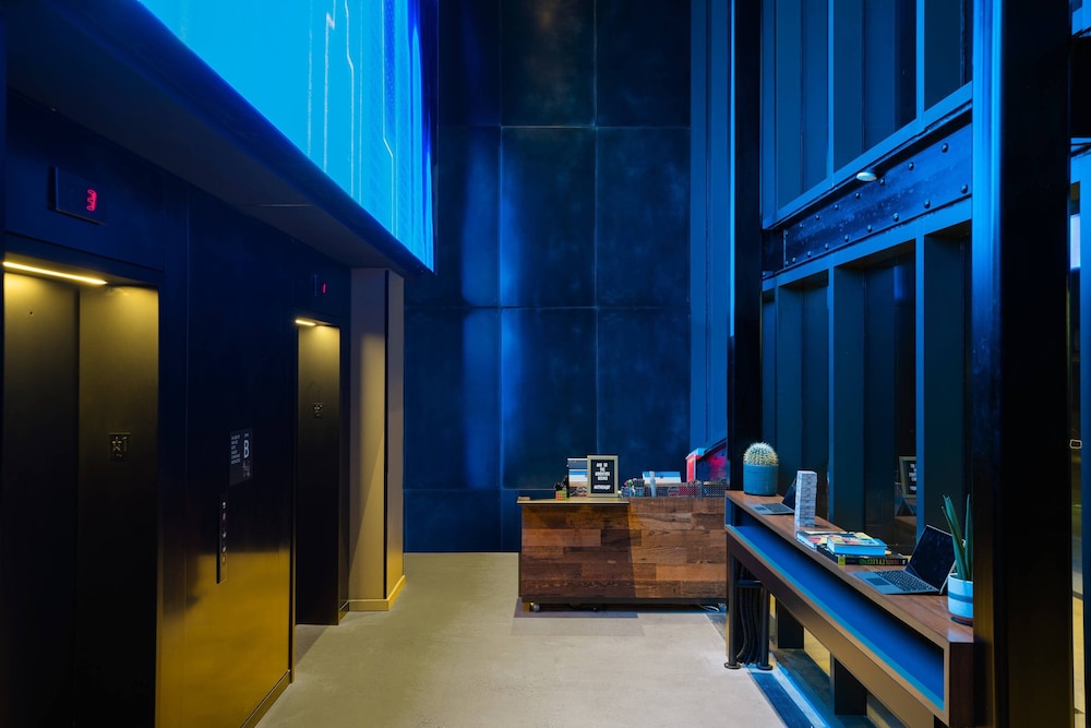 Moxy NYC Downtown — Hotel building in New York City, New York State